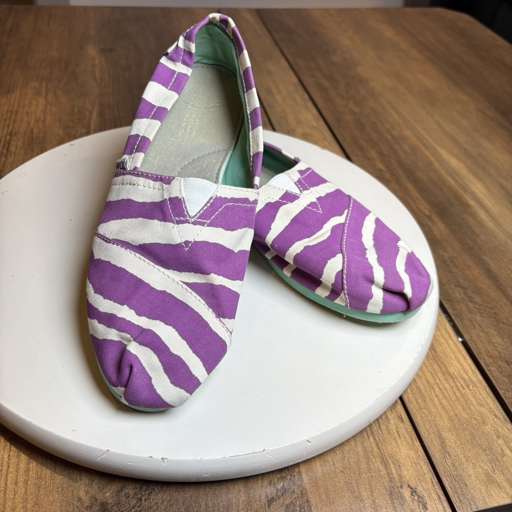 TOMS Women W8 Purple Alpargata Slip On Zebra Animal Print Canvas Flat